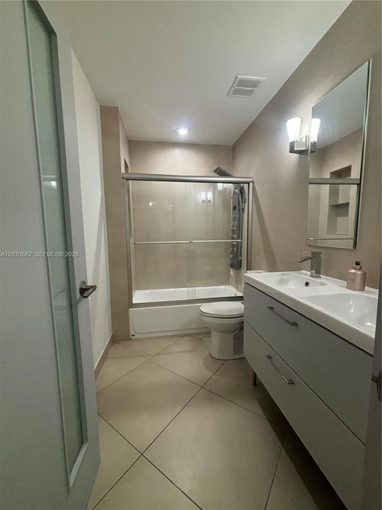 For Rent: $11,500 (3 beds, 2 baths, 2498 Square Feet)