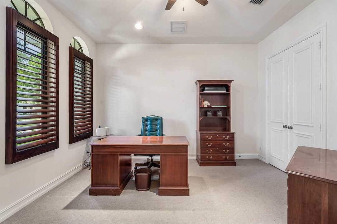 Home-Office