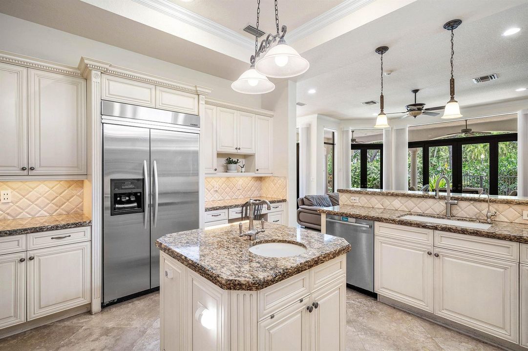 Kitchen-Island-and-Refrigerator