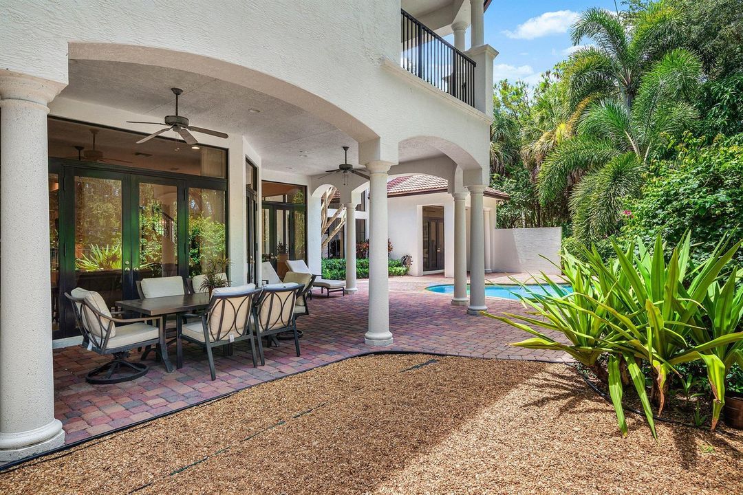 Rear-Covered-Patio