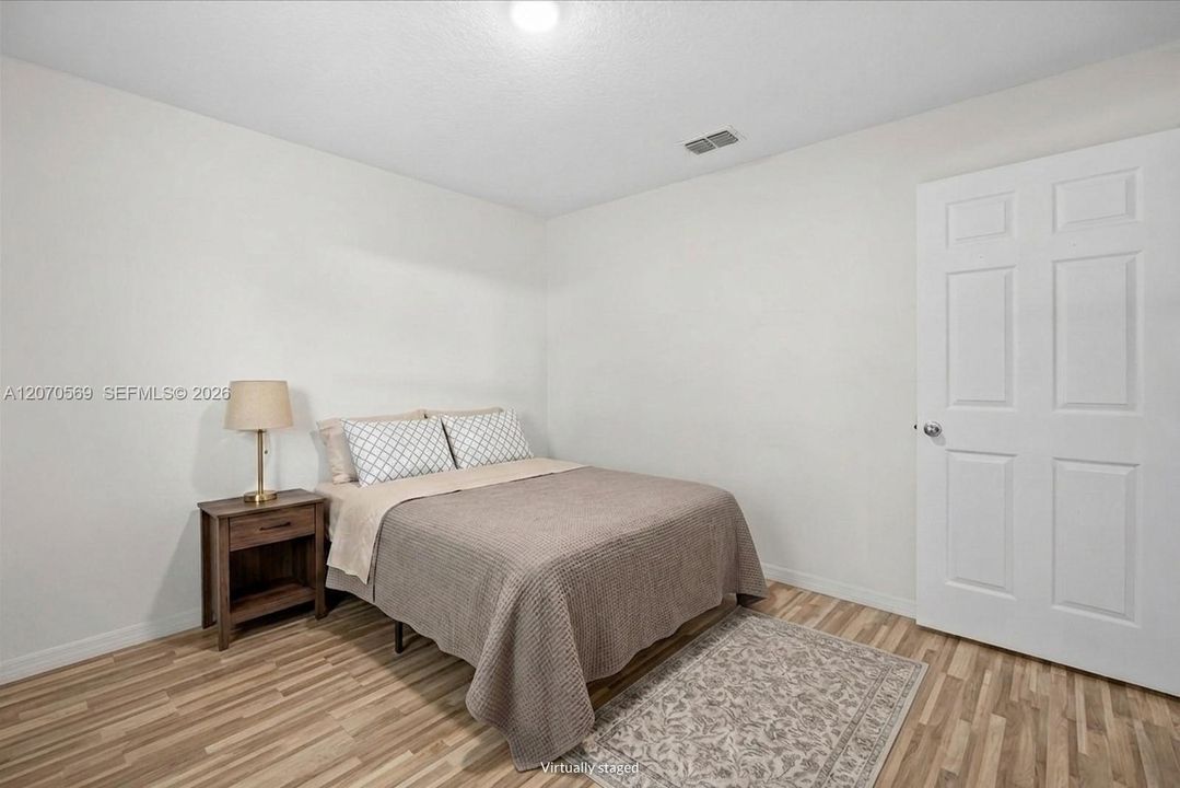 For Sale: $374,700 (4 beds, 2 baths, 1806 Square Feet)