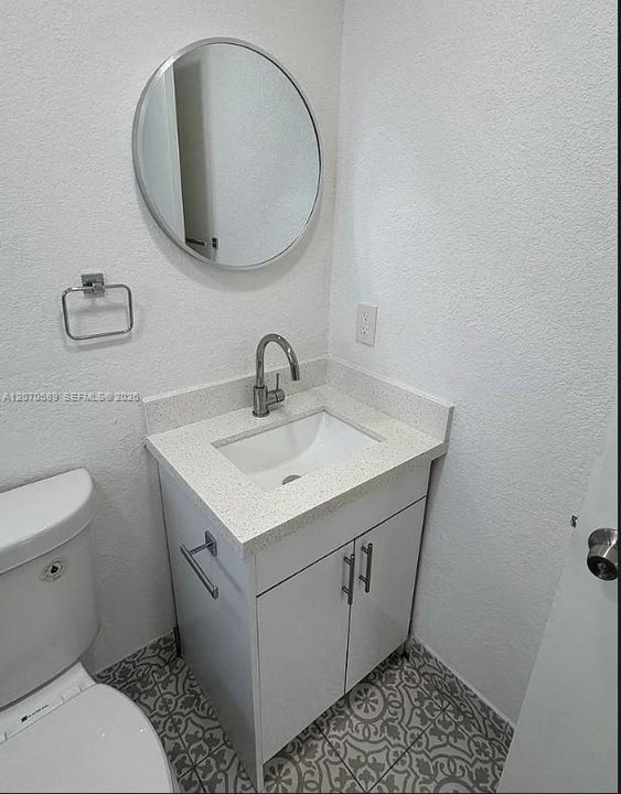 For Rent: $1,700 (1 beds, 1 baths, 5235 Square Feet)