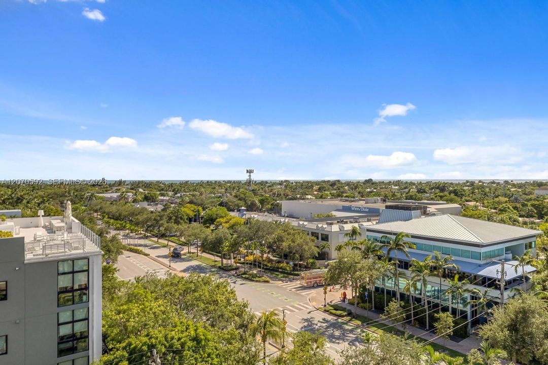 For Sale: $2,100,000 (3 beds, 2 baths, 2450 Square Feet)