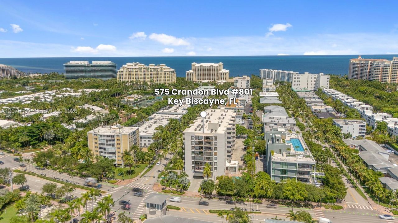 For Sale: $2,100,000 (3 beds, 2 baths, 2450 Square Feet)