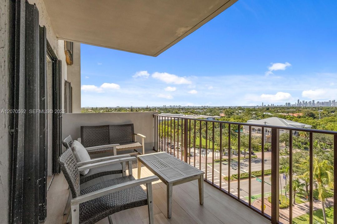 For Sale: $2,100,000 (3 beds, 2 baths, 2450 Square Feet)