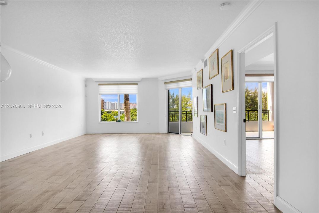 For Sale: $649,900 (2 beds, 2 baths, 1787 Square Feet)