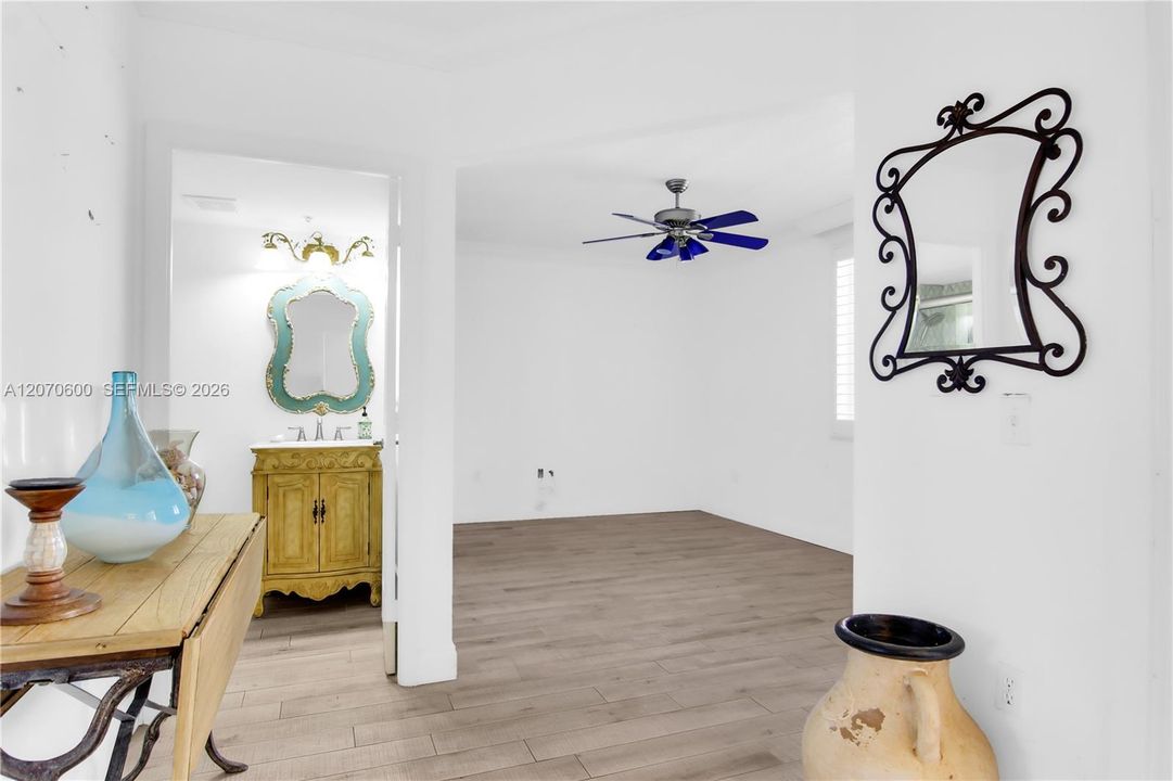 For Sale: $649,900 (2 beds, 2 baths, 1787 Square Feet)