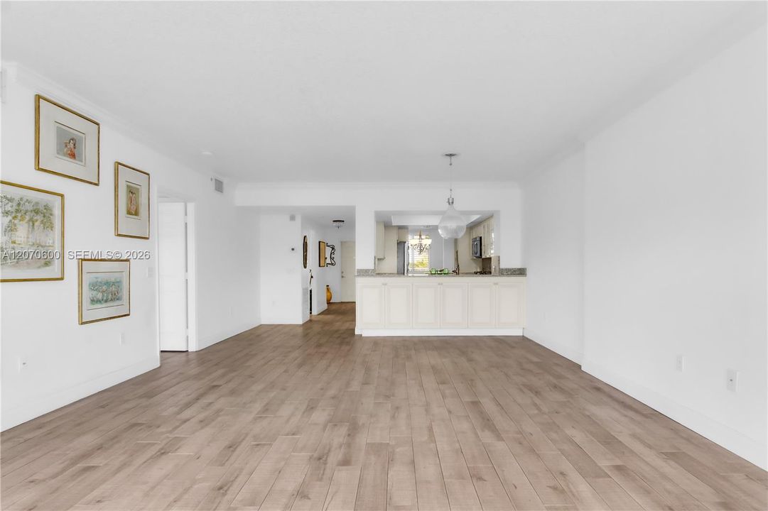 For Sale: $649,900 (2 beds, 2 baths, 1787 Square Feet)