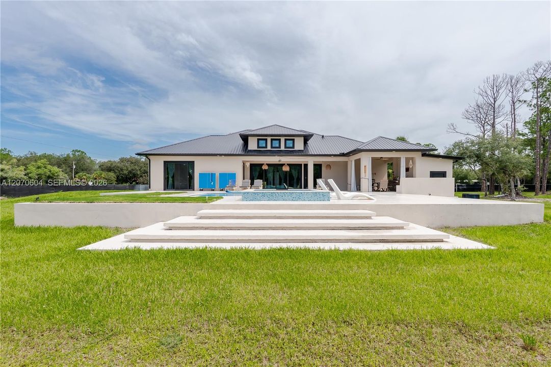 For Sale: $1,390,000 (3 beds, 3 baths, 0 Square Feet)