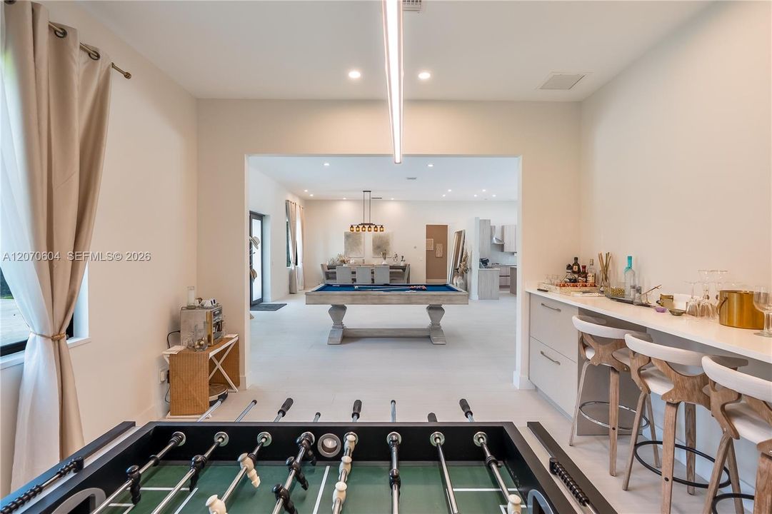 For Sale: $1,390,000 (3 beds, 3 baths, 0 Square Feet)