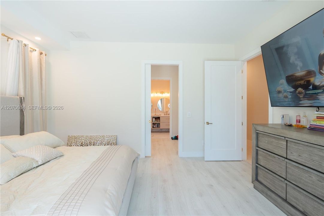 For Sale: $1,390,000 (3 beds, 3 baths, 0 Square Feet)