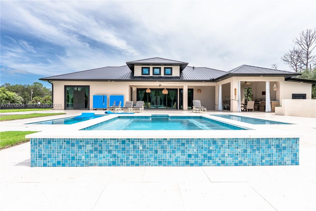 For Sale: $1,390,000 (3 beds, 3 baths, 0 Square Feet)