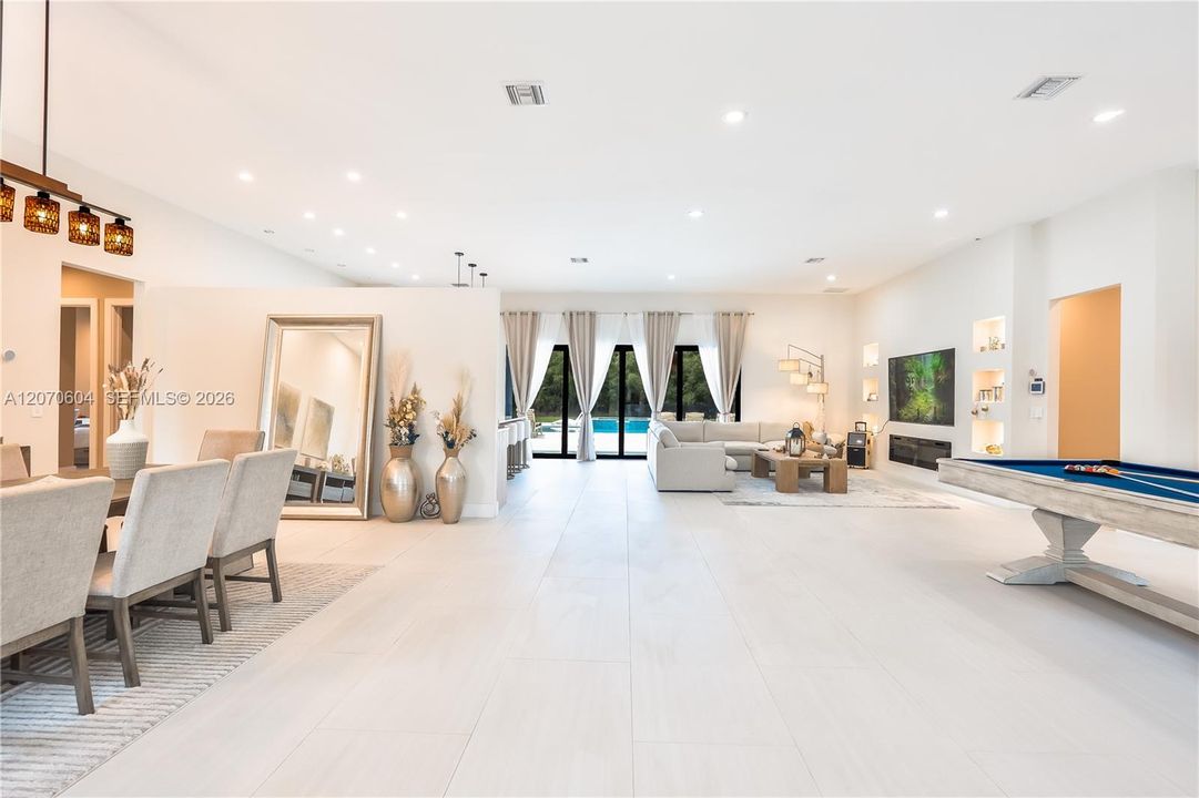 For Sale: $1,390,000 (3 beds, 3 baths, 0 Square Feet)