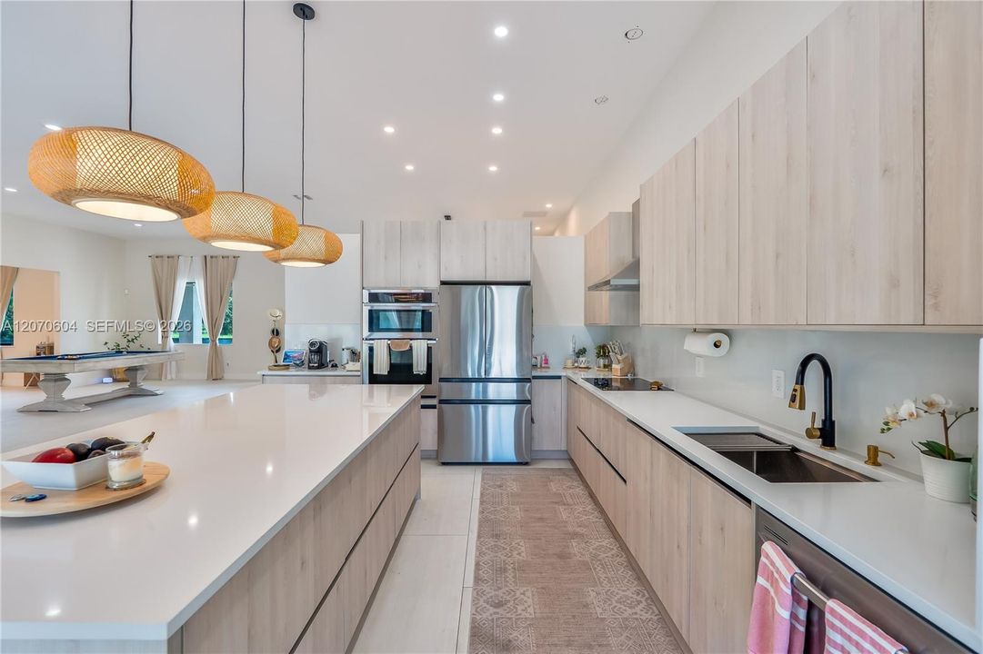 For Sale: $1,390,000 (3 beds, 3 baths, 0 Square Feet)