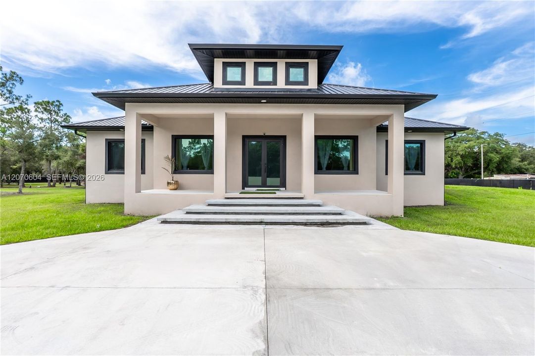 For Sale: $1,390,000 (3 beds, 3 baths, 0 Square Feet)