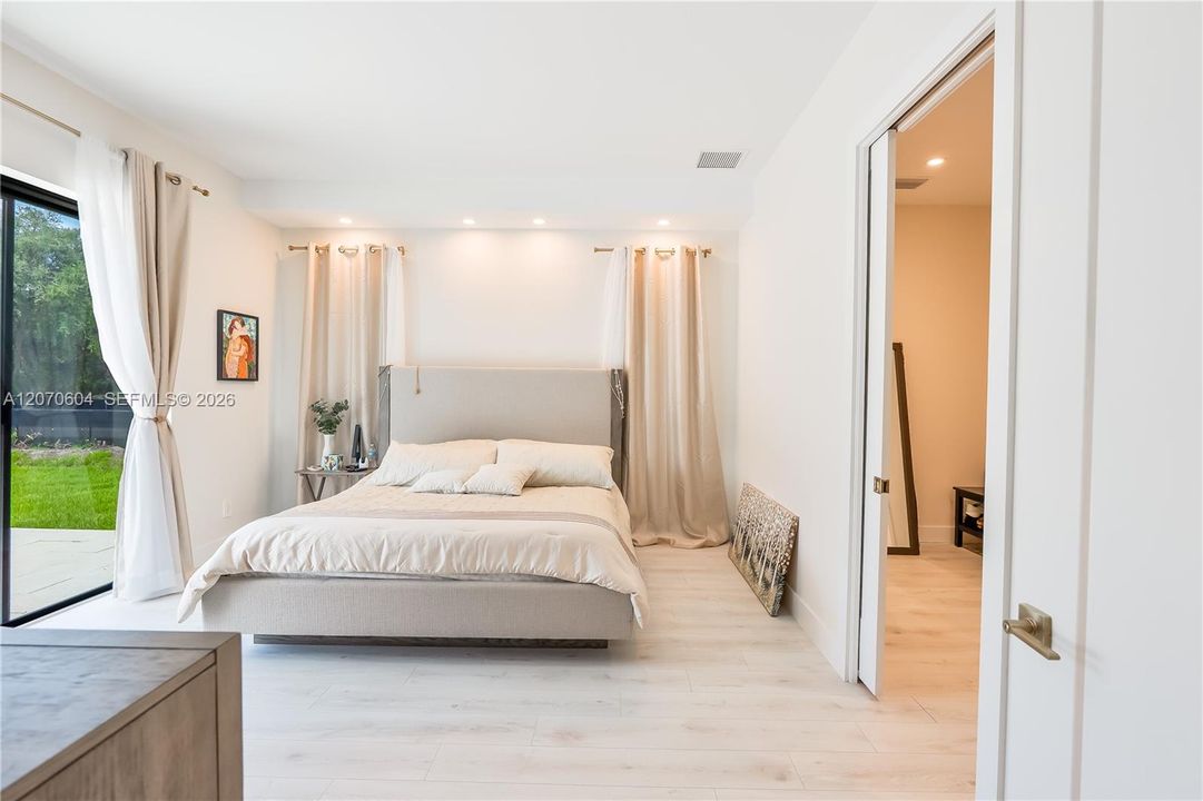 For Sale: $1,390,000 (3 beds, 3 baths, 0 Square Feet)