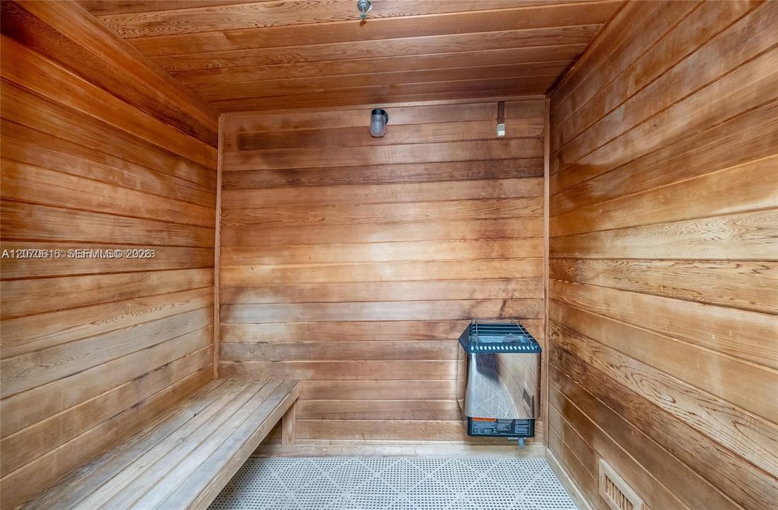 На продажу: $360,000 (0 спален, 1 ванн, 492 Квадратных фут)