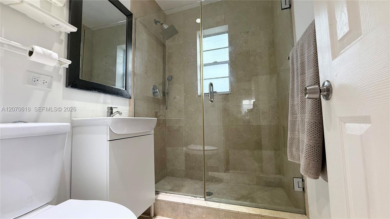 В аренду: $2,000 (0 спален, 1 ванн, 497 Квадратных фут)
