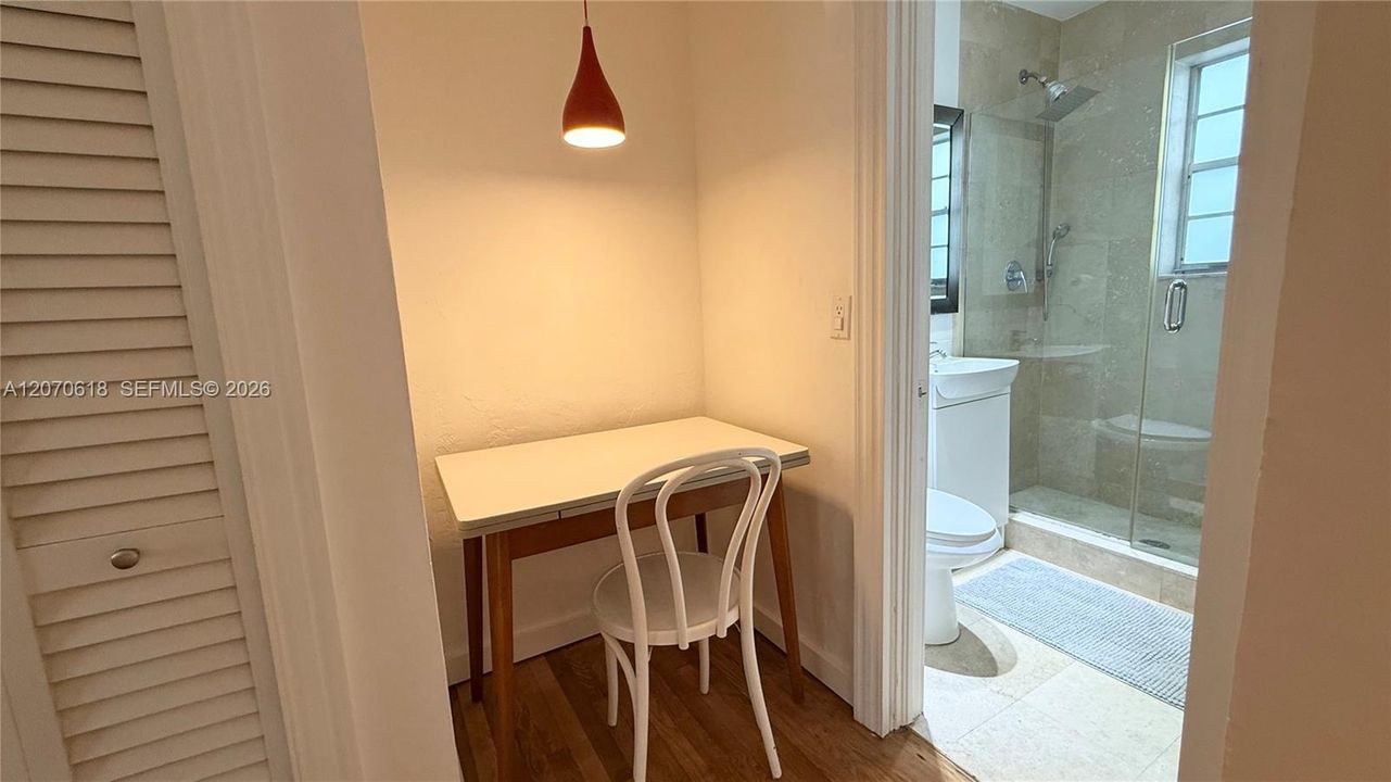 В аренду: $2,000 (0 спален, 1 ванн, 497 Квадратных фут)