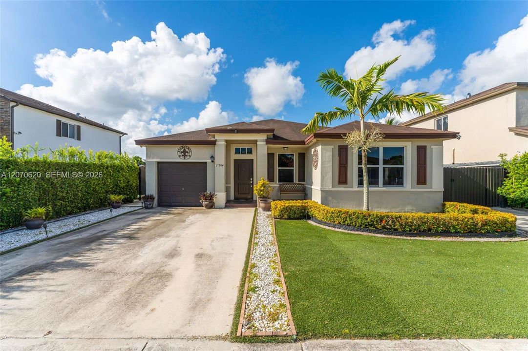 En Venta: $490,000 (4 camas, 2 baños, 1595 Pies cuadrados)