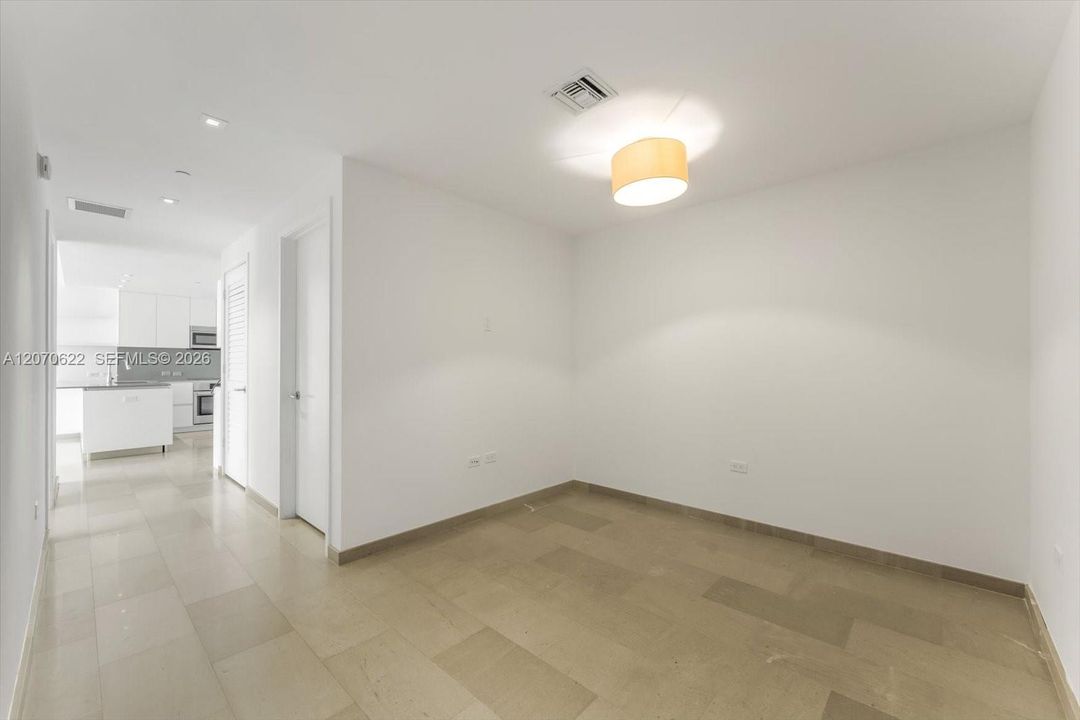 For Rent: $8,500 (3 beds, 3 baths, 1660 Square Feet)