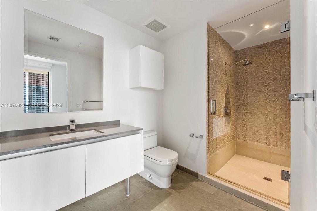 For Rent: $8,500 (3 beds, 3 baths, 1660 Square Feet)