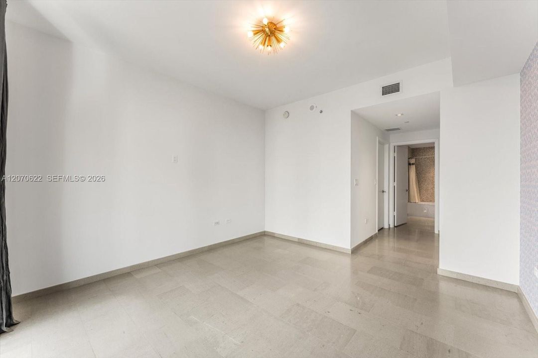 For Rent: $8,500 (3 beds, 3 baths, 1660 Square Feet)