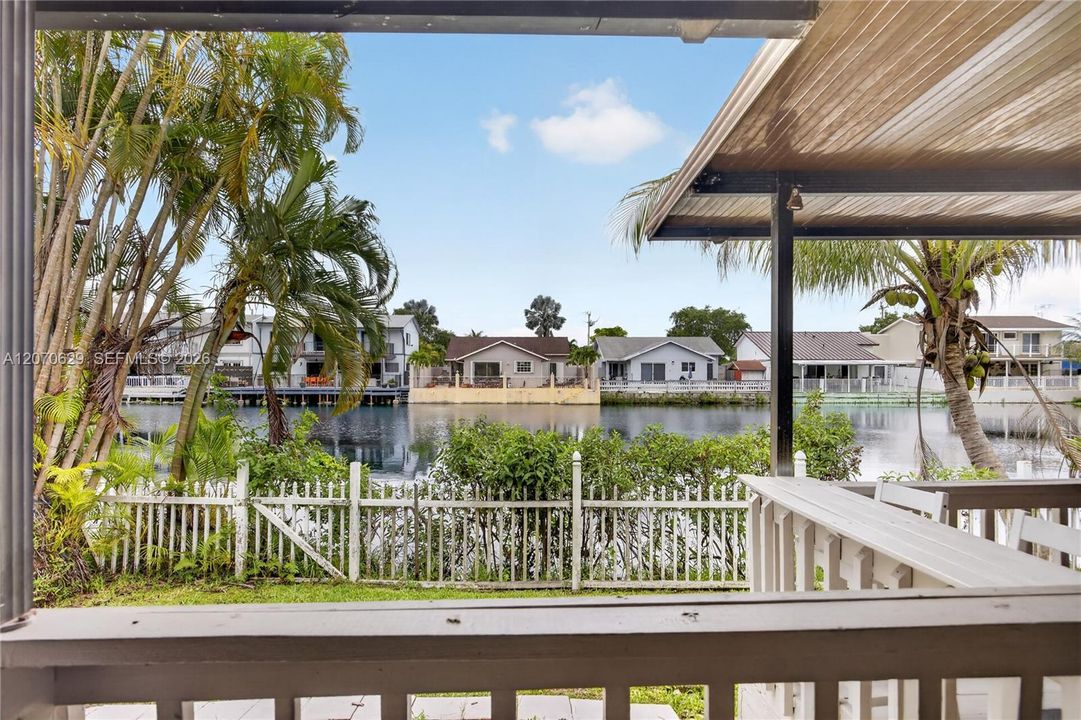 For Sale: $748,817 (4 beds, 3 baths, 1940 Square Feet)