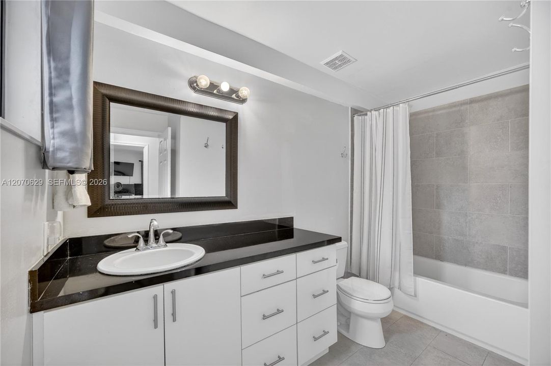 For Sale: $748,817 (4 beds, 3 baths, 1940 Square Feet)