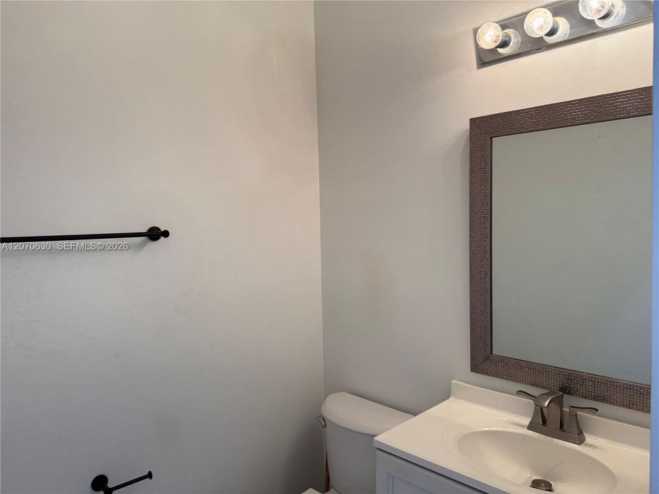 For Rent: $2,800 (4 beds, 3 baths, 1850 Square Feet)