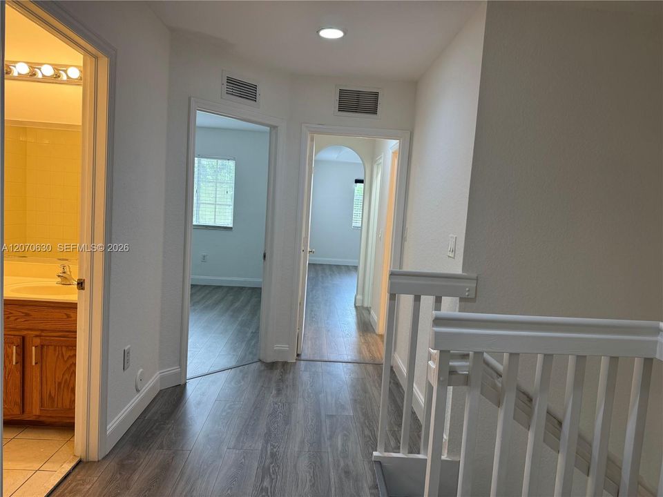 For Rent: $2,800 (4 beds, 3 baths, 1850 Square Feet)