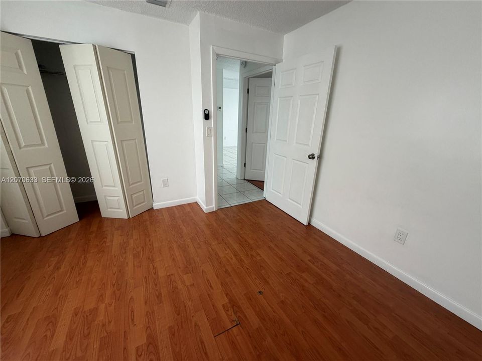 For Rent: $2,000 (2 beds, 2 baths, 3165 Square Feet)