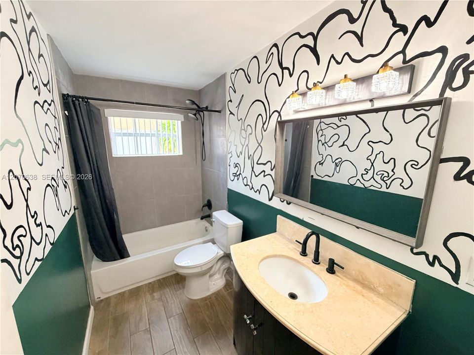 For Rent: $3,495 (3 beds, 2 baths, 1671 Square Feet)