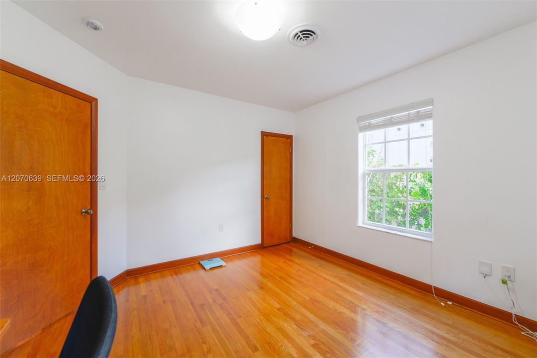 В аренду: $6,500 (3 спален, 2 ванн, 1845 Квадратных фут)