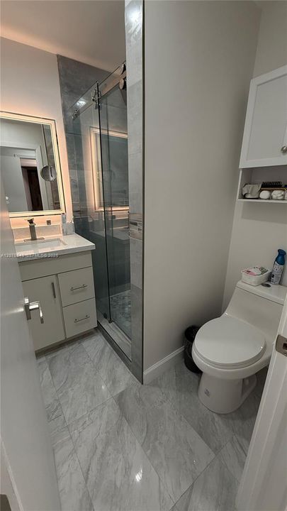 For Rent: $1,850 (1 beds, 1 baths, 1946 Square Feet)