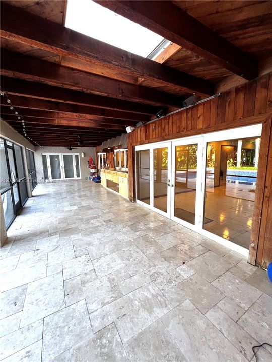 Screened-in Patio