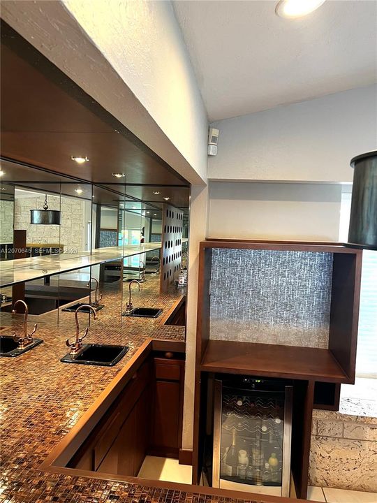 Private Bar