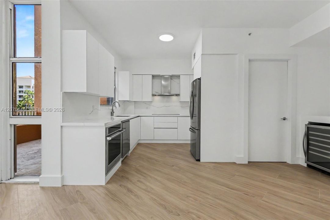 В аренду: $15,000 (3 спален, 3 ванн, 2470 Квадратных фут)