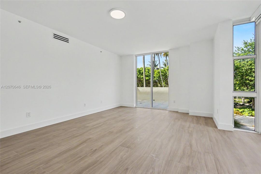 В аренду: $15,000 (3 спален, 3 ванн, 2470 Квадратных фут)