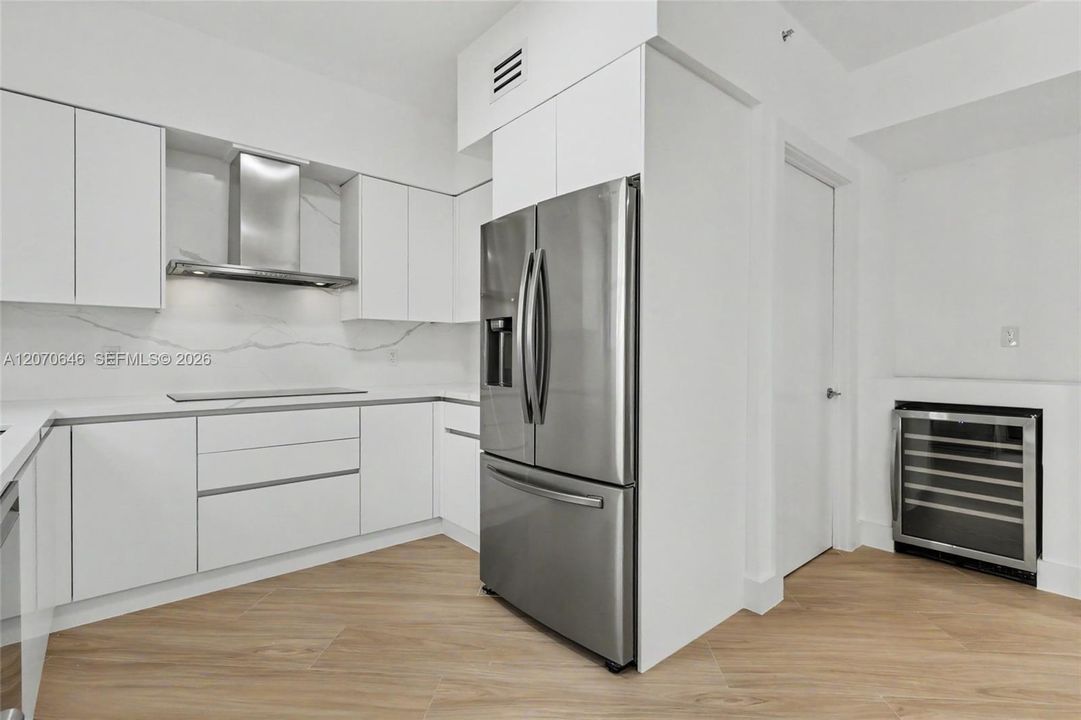 В аренду: $15,000 (3 спален, 3 ванн, 2470 Квадратных фут)