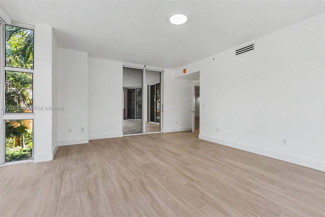 В аренду: $15,000 (3 спален, 3 ванн, 2470 Квадратных фут)