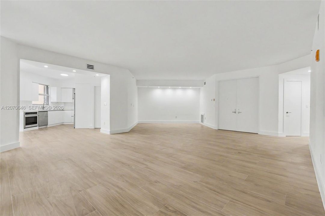 В аренду: $15,000 (3 спален, 3 ванн, 2470 Квадратных фут)