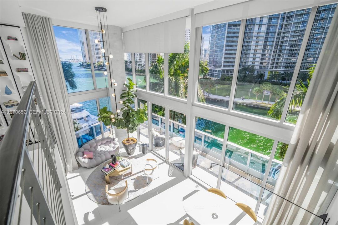 For Rent: $11,000 (2 beds, 3 baths, 1489 Square Feet)