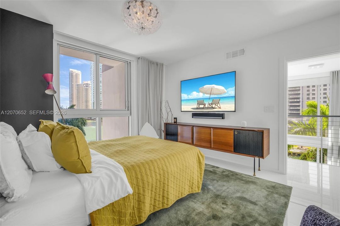 For Rent: $11,000 (2 beds, 3 baths, 1489 Square Feet)