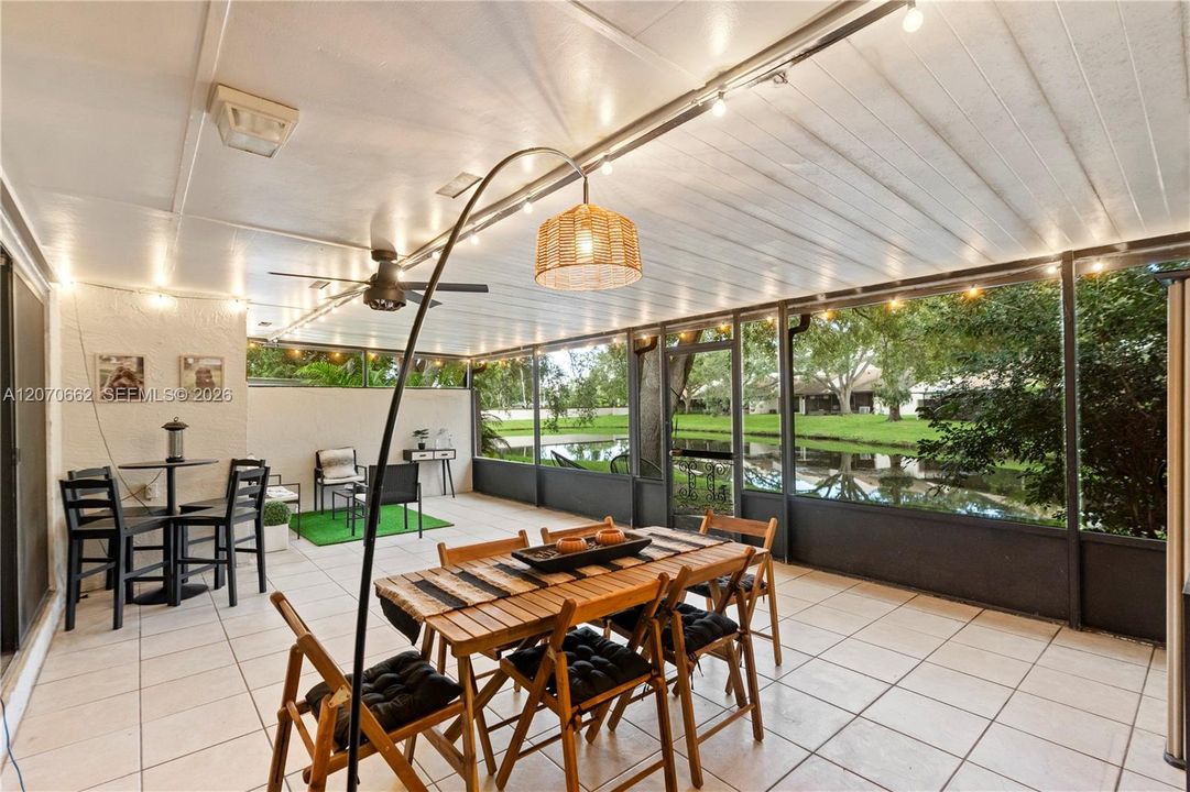 For Sale: $479,000 (3 beds, 2 baths, 1341 Square Feet)