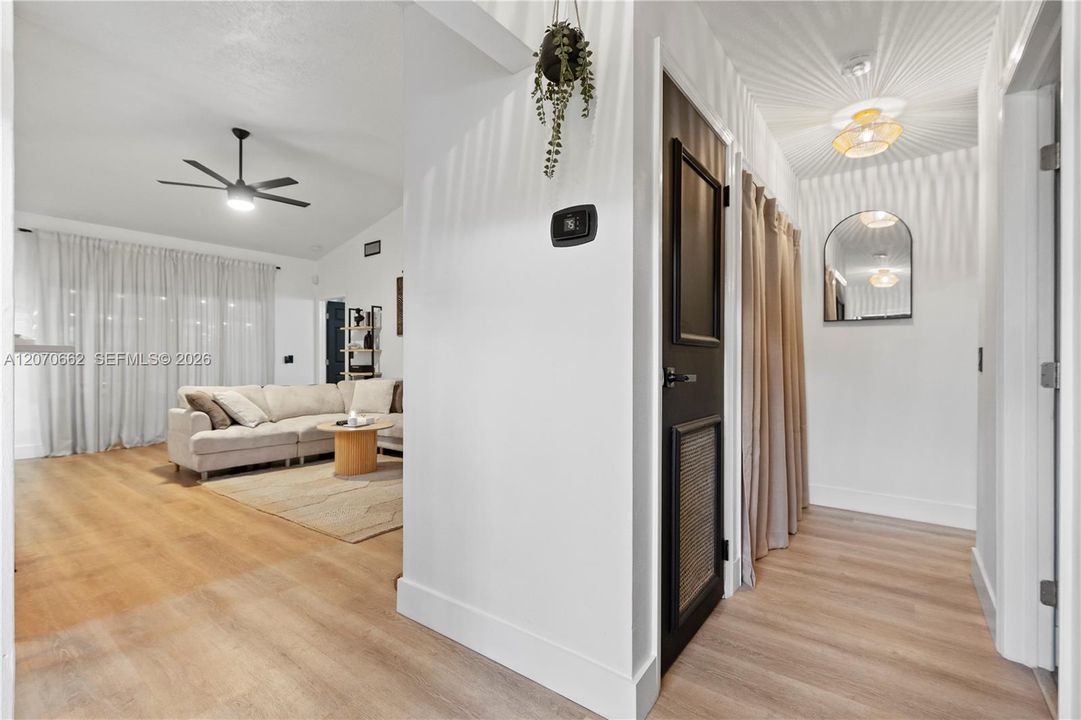 For Sale: $479,000 (3 beds, 2 baths, 1341 Square Feet)