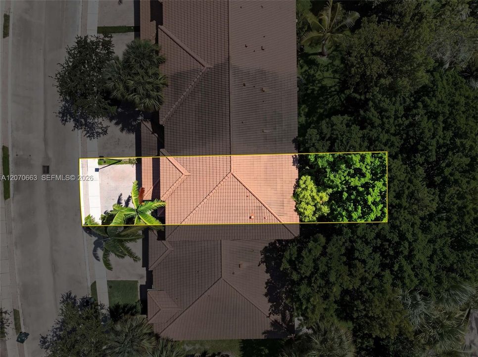 For Sale: $425,000 (3 beds, 3 baths, 1514 Square Feet)
