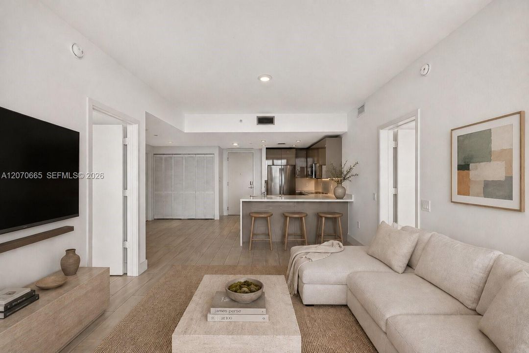 En Venta: $599,450 (2 camas, 2 baños, 1066 Pies cuadrados)