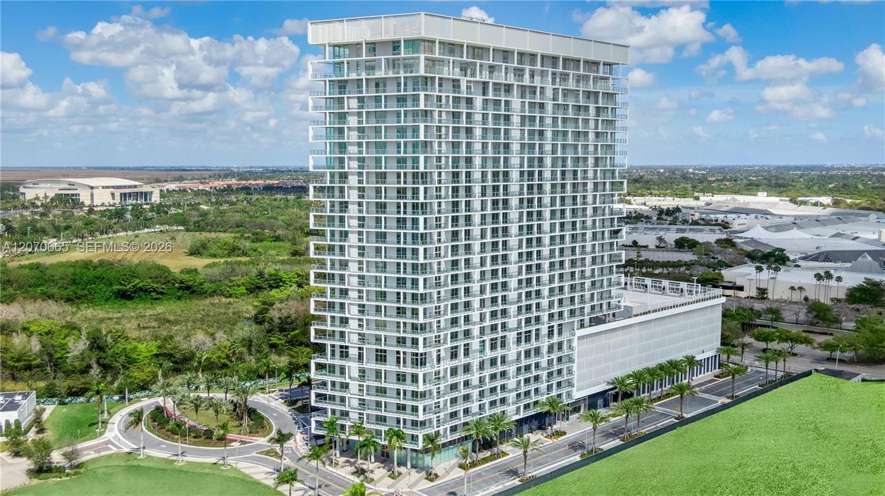 En Venta: $599,450 (2 camas, 2 baños, 1066 Pies cuadrados)