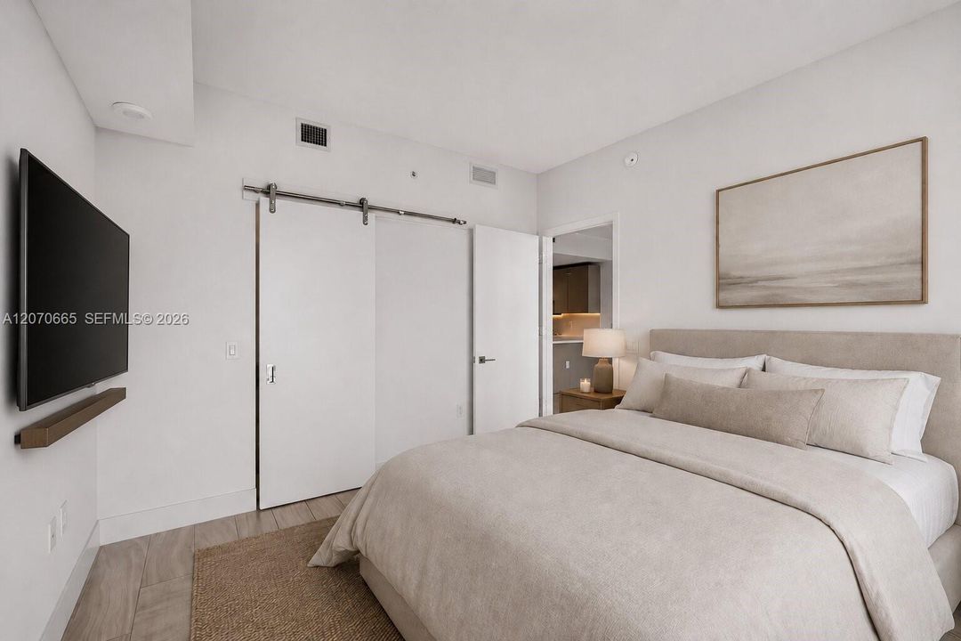 En Venta: $599,450 (2 camas, 2 baños, 1066 Pies cuadrados)